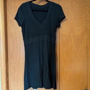 Lululemon Black V-Neck Short Sleeve Dress